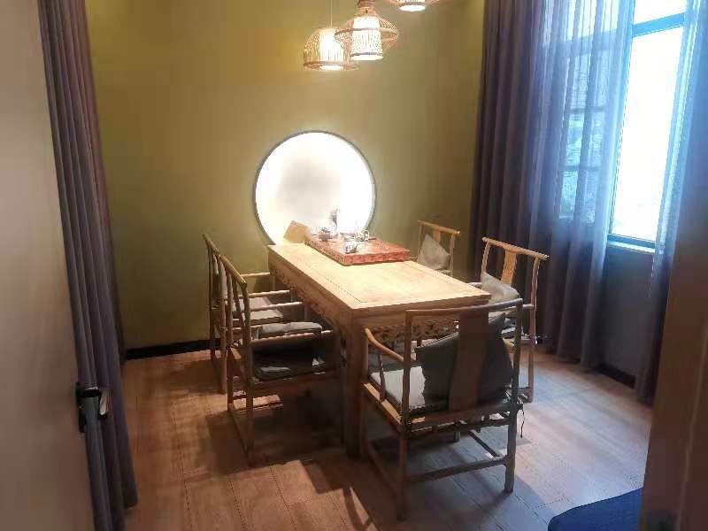 餐桌椅类